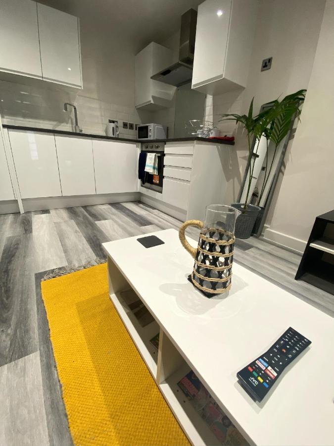 Vibrant 2 Bedroom Apartment - Bhx Airport Sheldon  Dış mekan fotoğraf