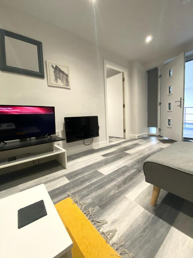 Vibrant 2 Bedroom Apartment - Bhx Airport Sheldon  Dış mekan fotoğraf